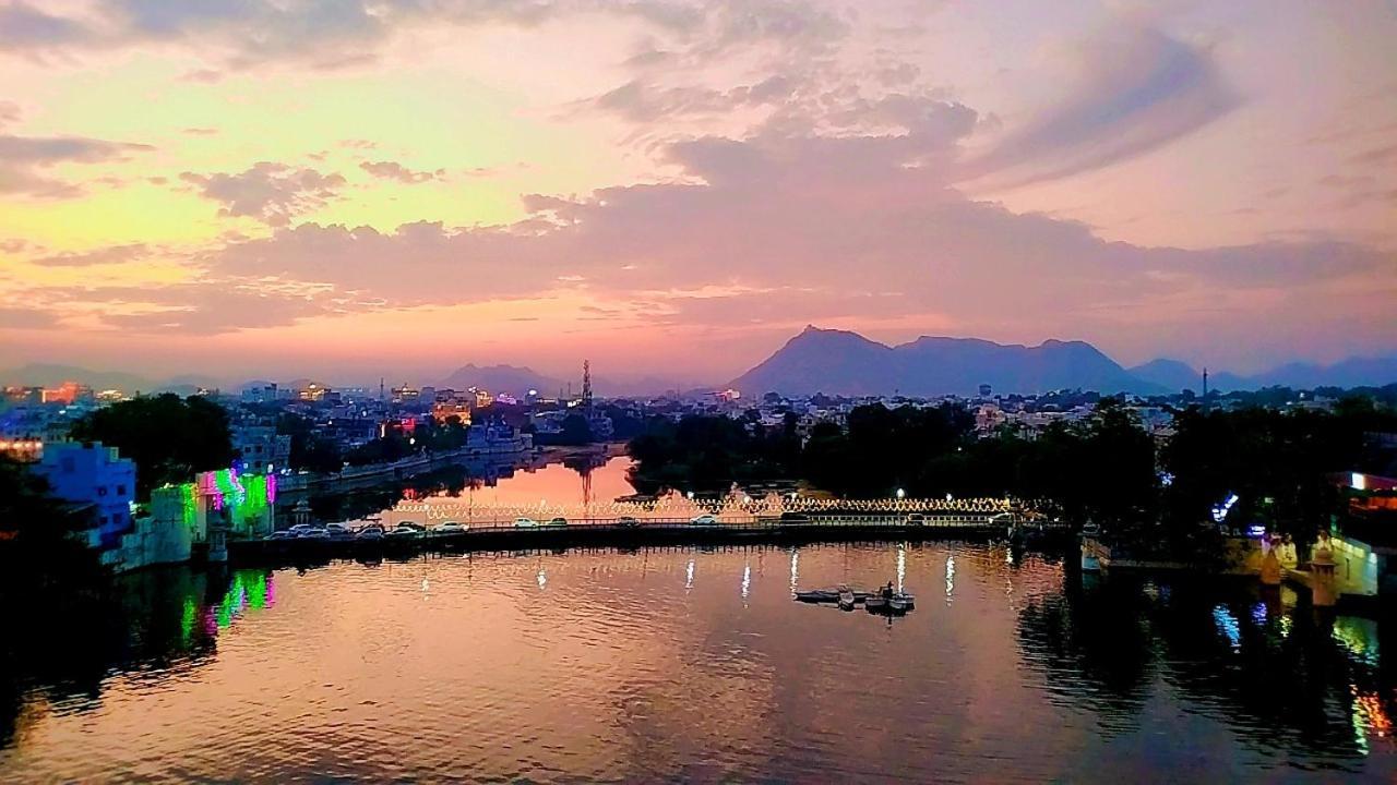 Antariksh Hotel Udaipur Eksteriør billede